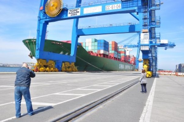 China Shipping şi-a inaugurat noua flotă de la Marea Neagră